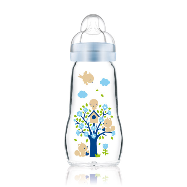 Biberon en verre : ne prenez rien d'autre pour votre bébé. tous les biberons en plastiques contiennent des substances nocives pour leur santé future. Isabelle Doumenc naturopathe.